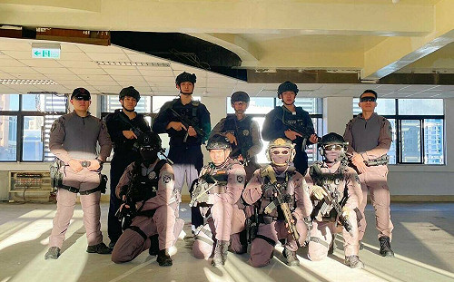 高雄全家海神職籃球星體驗特警演訓 宣傳反詐欺意識 