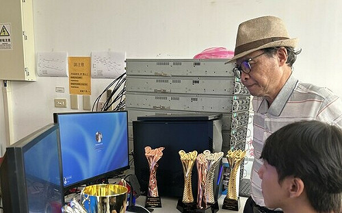 專訪》超級電腦年會學生軟體競賽 黃吉川細數亞太杯競爭激烈 不亞於世界杯困難度