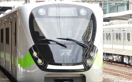 台鐵台南段「溫厝廍溪橋」改建施工！6/1起7列次區間車延誤