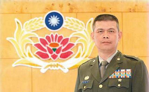 憲兵指揮官周廣齊屆退 特勤中心執行長鄭禎祥升任