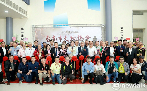 歸仁文化中心「古意盎然匠心獨具」  台南市文物協會收藏展登場