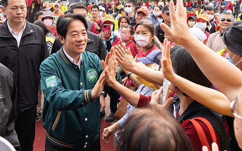 國民黨批台獨 民進黨：配合中國傷害台灣主權