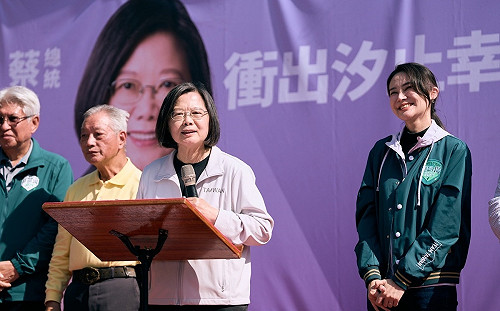 板新清水池啟用 蔡英文口誤感謝行政院長「蘇嘉全」 求這人別傳話 