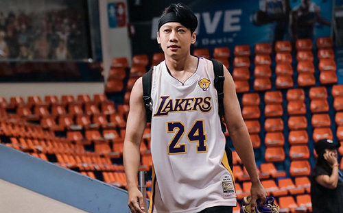 尼克13年來「身材驚人變化」！健身前後差異大：居然這麼簡單