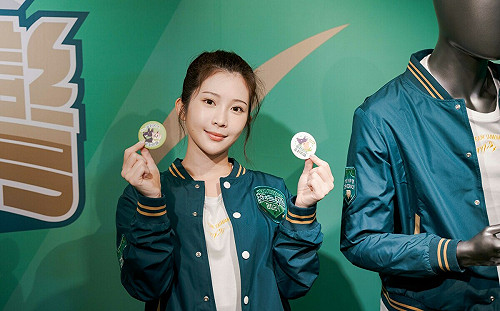 赴賴清德競總當一日店長 「雞排妹」鄭家純酬勞曝光