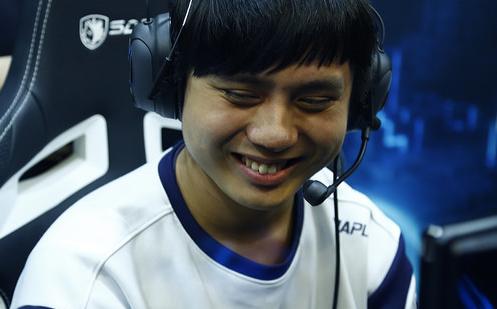 LMS明星賽！《英雄聯盟》實況主與選手中路大對決