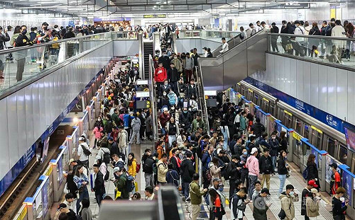 亞錦賽大巨蛋1萬6647人觀賽 北捷25分完成疏散