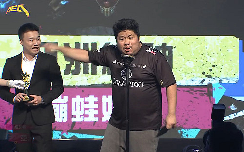 Toyz頒獎被統神怒噴 體育署：運動競技絕不能跟毒品畫等號