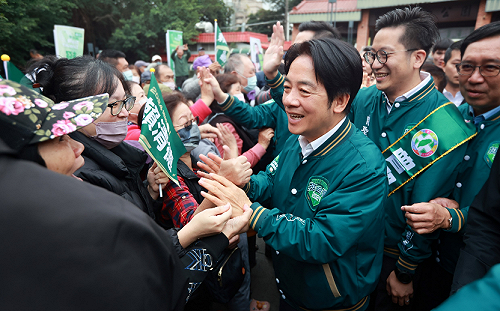 柯文哲要民進黨懺悔反核 賴競總解釋COP28論述反擊