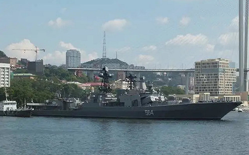 仁愛礁對峙「幫派化」! 力挺中國與美盟軍別苗頭  俄艦兩路殺進南海