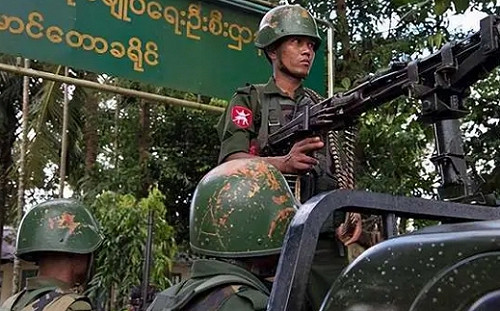 280緬軍趁夜色突圍果敢老街遭追殺 南天門還有2千人被圍困