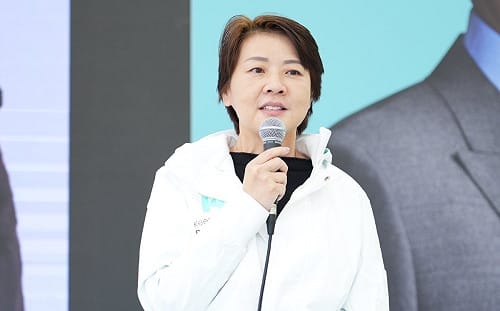 侯友宜爆白營小雞邀站台 黃珊珊譏：自己幻想的？