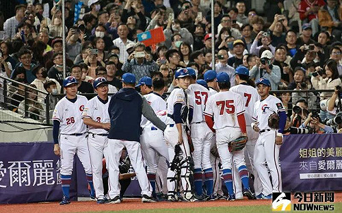 搶票預備！亞錦賽決賽門票凌晨12點開搶