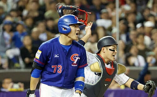 纏鬥10球吞再見三振  陳聖平淚崩：讓大家失望了