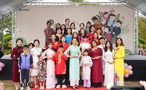 家在南投‧新民來SHOW 許淑華與新住民大方走上伸展台