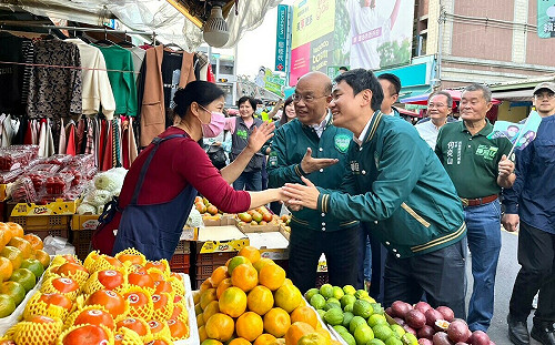 輔選首掃街！蘇貞昌赴嘉義民雄站台陳冠廷 「護國院長」魅力橫掃