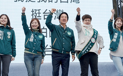 柯文哲喊正義卻炒農地！賴清德直搗竹市　質疑說謊、陷害別人