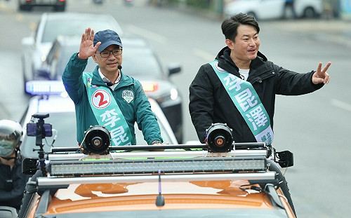 選舉倒數兩週選戰白熱化 3Q哥陳柏惟助陣立委李昆澤車掃