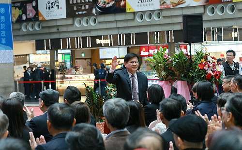 太魯閣事故辭職下台催化「台鐵公司化」 林佳龍出席揭牌感性發聲