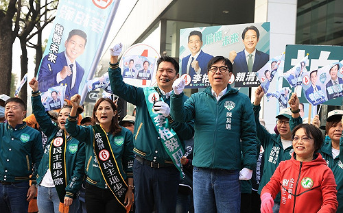 領軍「美德」高雄隊  陳其邁批藍委杯葛南部重大建設預算　