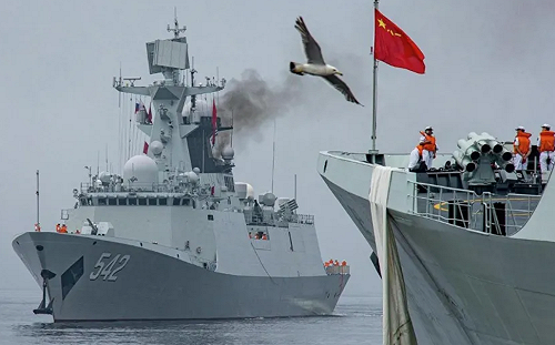 跟蹤美艦還火砲演練! 美菲聯合巡邏南海火藥味濃  中國新海軍司令首次出手了.....