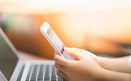 專論》精準投放導致精準詐騙 詐騙集團用FB廣告招募受害者 網路平台怎麼管？