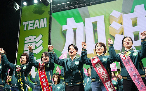 全台第一大縣催票！賴清德力薦彰化4女力 籲阻黑金、服貿、親中勢力再回來