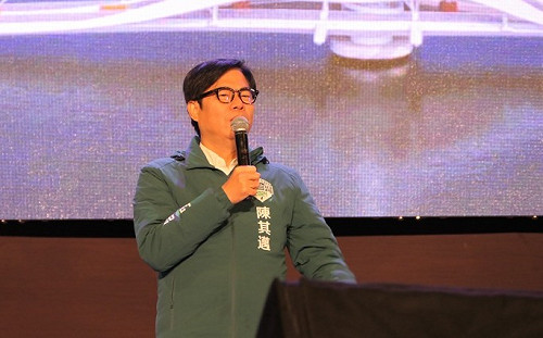 綠黃金週造勢》陳其邁酸侯友宜落跑：感覺這個城市沒有市長「被人放捨」