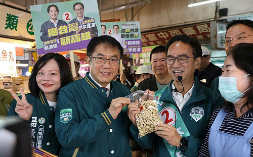 力挺李昆澤連任！黃偉哲：最具有交通專業的優秀立委