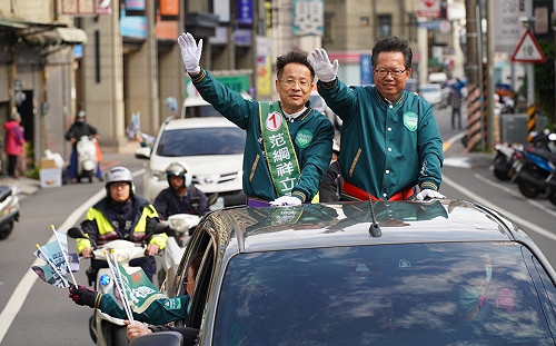 桃園立委全軍覆沒  綠營人士點出行政首長做球給對手收割政績　