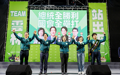 觀察》直搗侯老家、韓岳家！年輕人赴造勢展真性情 賴清德、蘇治芬凝聚支持者