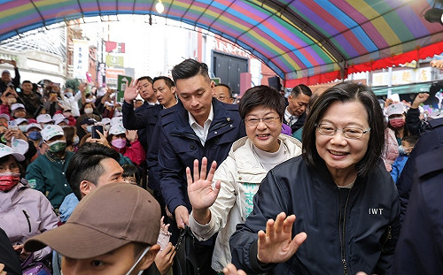 曝蔡英文驚訝新竹市民熱情 林志潔籲挺賴蕭配、避免保送不作為立委