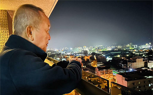 藍天執政下土地如此貧瘠？  徐耀昌謝綠營支持建設「苗栗欠民進黨一個人情」　