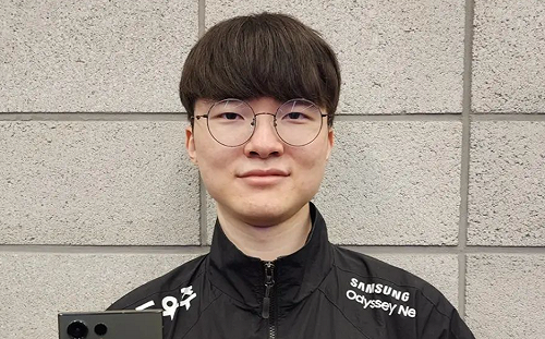 Faker駕駛「預示者」直撞牆壁！網笑：峽谷三寶