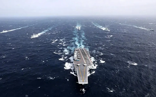中國航母「遼寧」艦重返西太平洋 美軍緊急增兵應對緊張局勢！