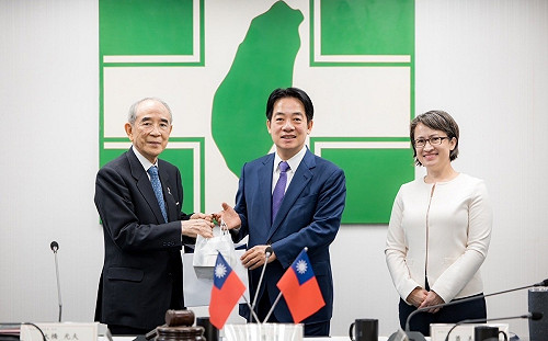 當選後首日接見日本交流協會會長 賴清德：期待與日本提升多元合作關係