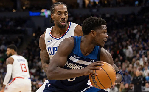 Edwards轟33分　灰狼斬斷快艇3連勝