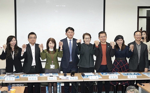 副院長沒了？羅旺哲：民眾黨從關鍵少數變｢空氣｣立院龍頭這局輸了