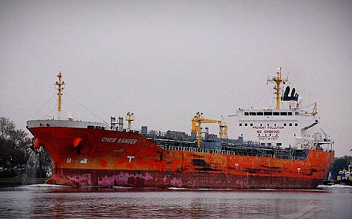 又「命中」美國貨船？胡塞宣稱報復軍事行動 美證實2枚反艦飛彈攻擊