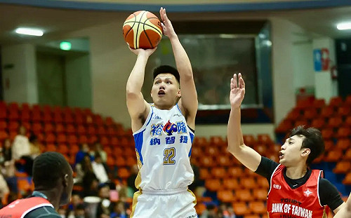 裕隆假球案後重新出發　全新陣容在末節崩盤
