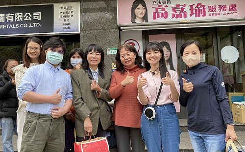 辦簽名會被問進軍台北市長 高嘉瑜要沉澱：對民進黨有幫助的會全力以赴