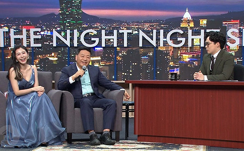 歧視身障者？！Emma、yoxi停贊助夜夜秀 黃帝穎：節目踩國際法紅線