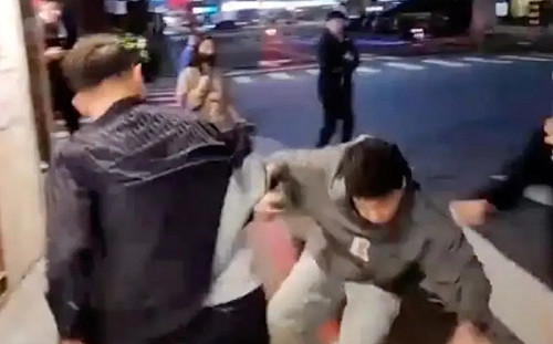 Toyz直播控警「袖手旁觀」 大安分局回應了