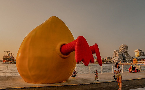 無敵海景全台最美！「2024高雄冬日遊樂園」免費暢玩一票到底  