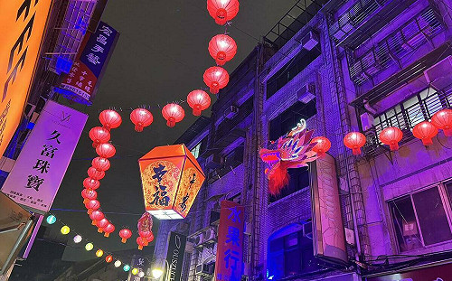 台北燈節2/2亮燈迎春！全市最長跨街燈海在「這裡」