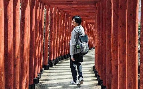 德德回眸照破8萬讚  鄭運鵬再發「贈品」妒喊：就不信這樣可以多少　