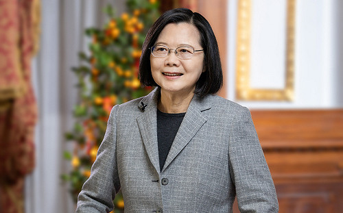發表任內最後新年談話  蔡英文：台灣將穩健向前行、持續走向世界
