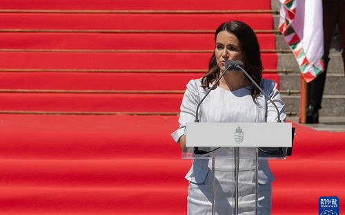 特赦涉兒童性侵案人物引爆國內示威抗議 匈牙利首位女總統被迫辭職