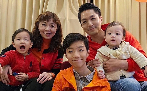 狂曬三寶搏聲量 蔣萬安談拚第四胎縮了：讓我休息一下