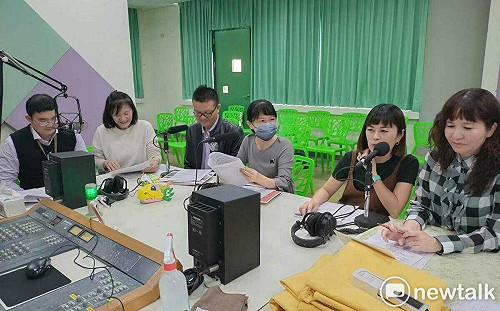 燈會競賽花燈廣播分享籌備過程 教育局歡迎大家「龍」來看